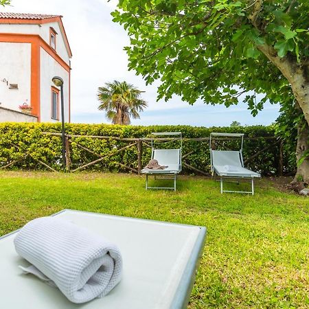 La Terrazza Sul Giardino Apartment Procida Luaran gambar